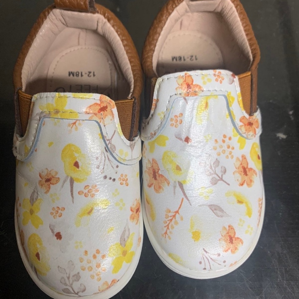 Yellow Floral Slides
